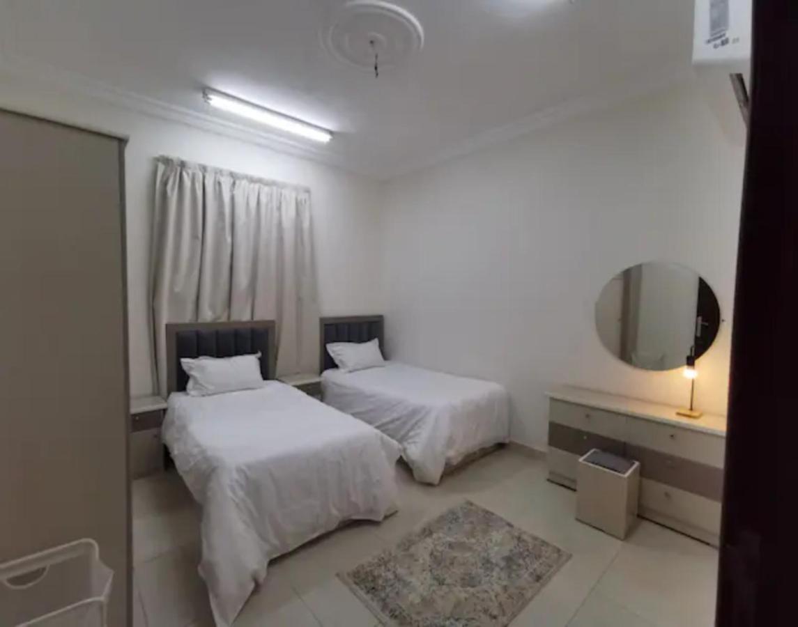 Luxurious Family 3 Bedroom Apartments 10 Mins Drive To Al-Masjid Nabawi - Nozol Noor 1 Medina Exterior foto